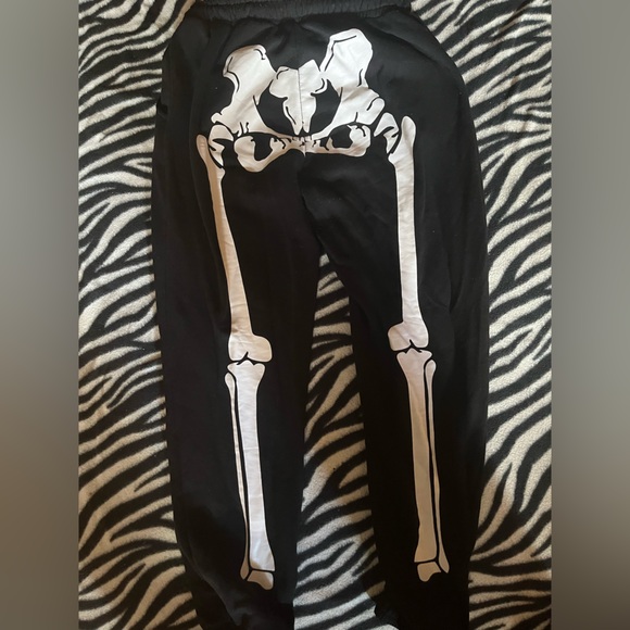 DOLLSKILL skeleton joggers - Picture 5 of 6